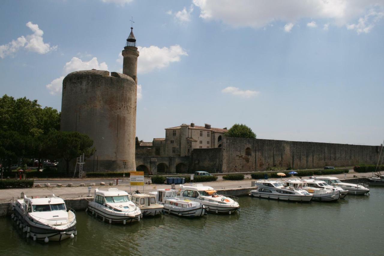 Hotel L'Escale Aigues-Mortes Exteriör bild